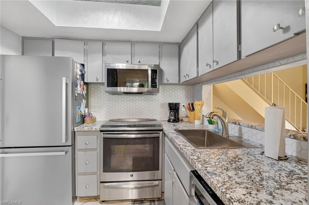 PROVINCETOWN - Residential