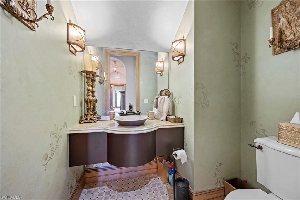 QUAIL WEST - Residential