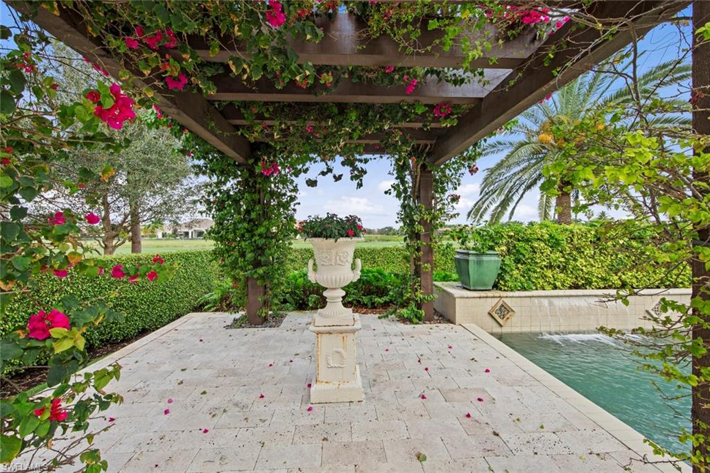 QUAIL WEST - Residential