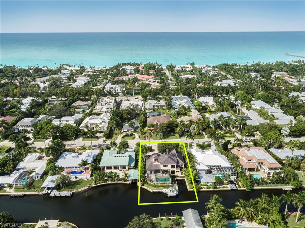 AQUALANE SHORES - Residential