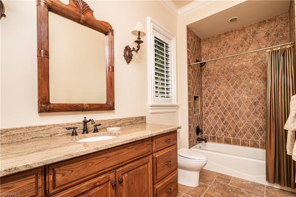 AQUALANE SHORES - Residential