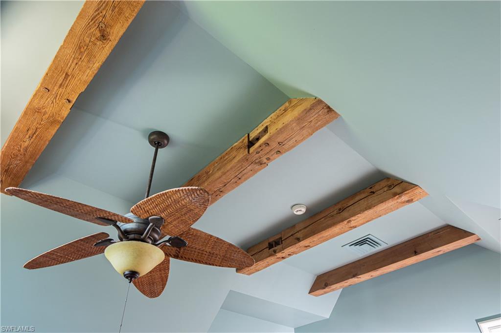 AQUALANE SHORES - Residential