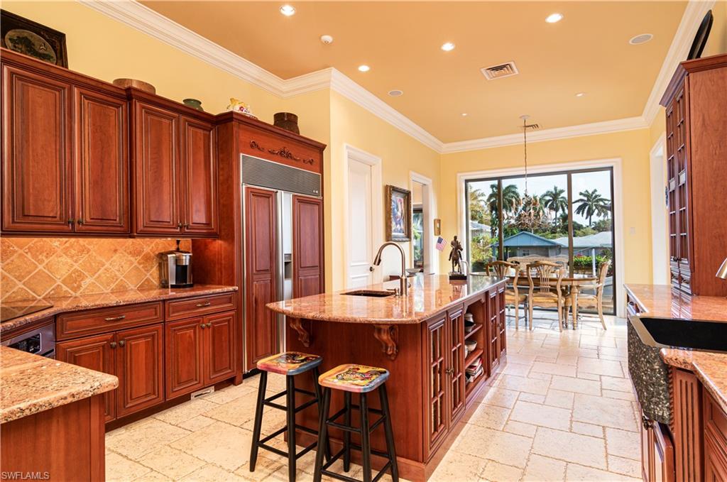 AQUALANE SHORES - Residential