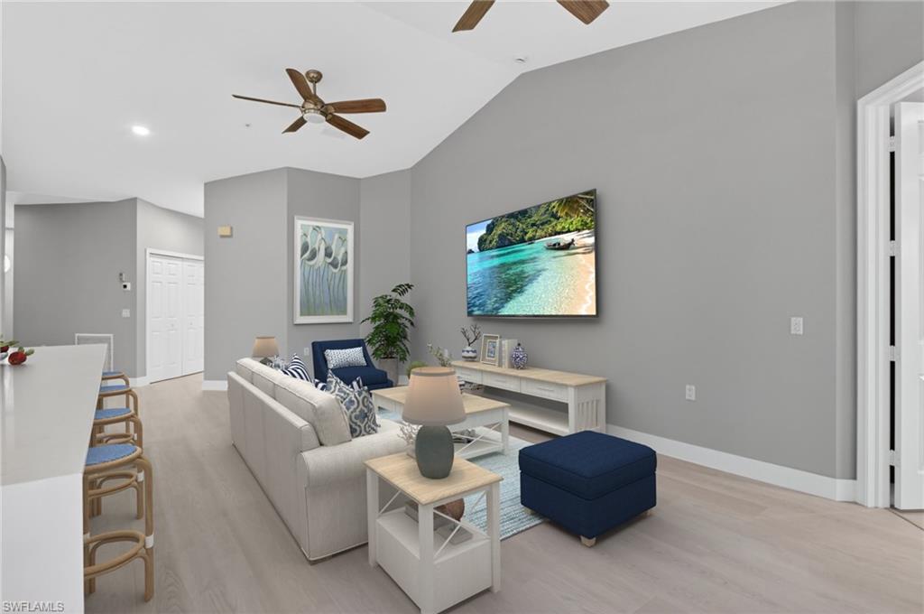 HAWK'S NEST - Residential