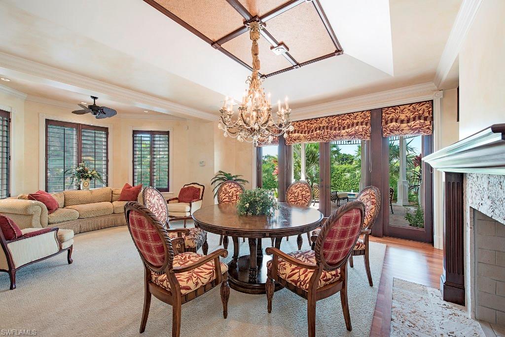 OLDE NAPLES - Residential