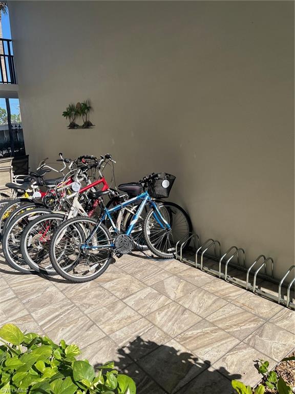 SEVEN LAKES - Residential