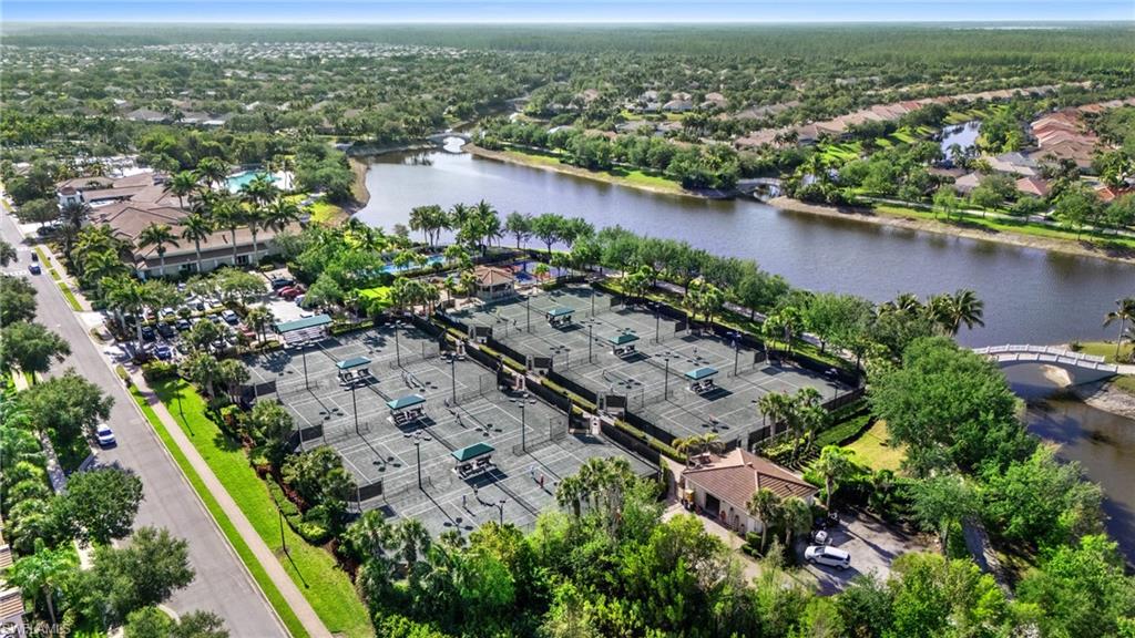 VILLAGE WALK OF BONITA SPRINGS - Residential