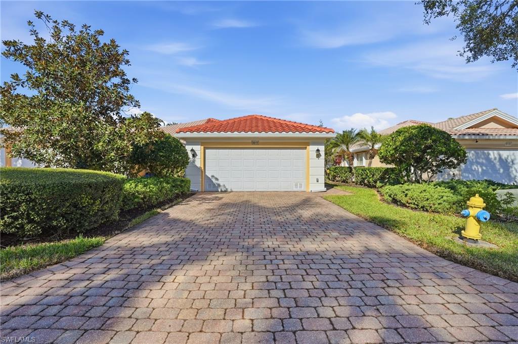 VILLAGE WALK OF BONITA SPRINGS - Residential