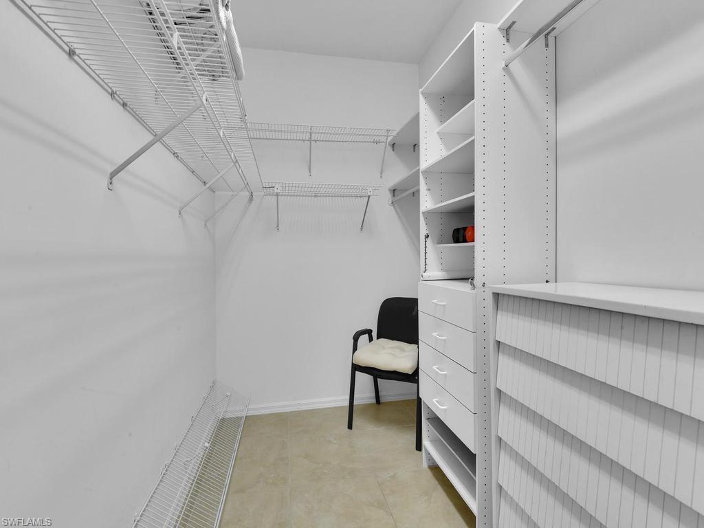 ARBOR TRACE - Residential