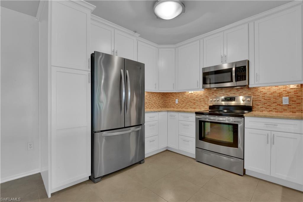 ARBOR TRACE - Residential