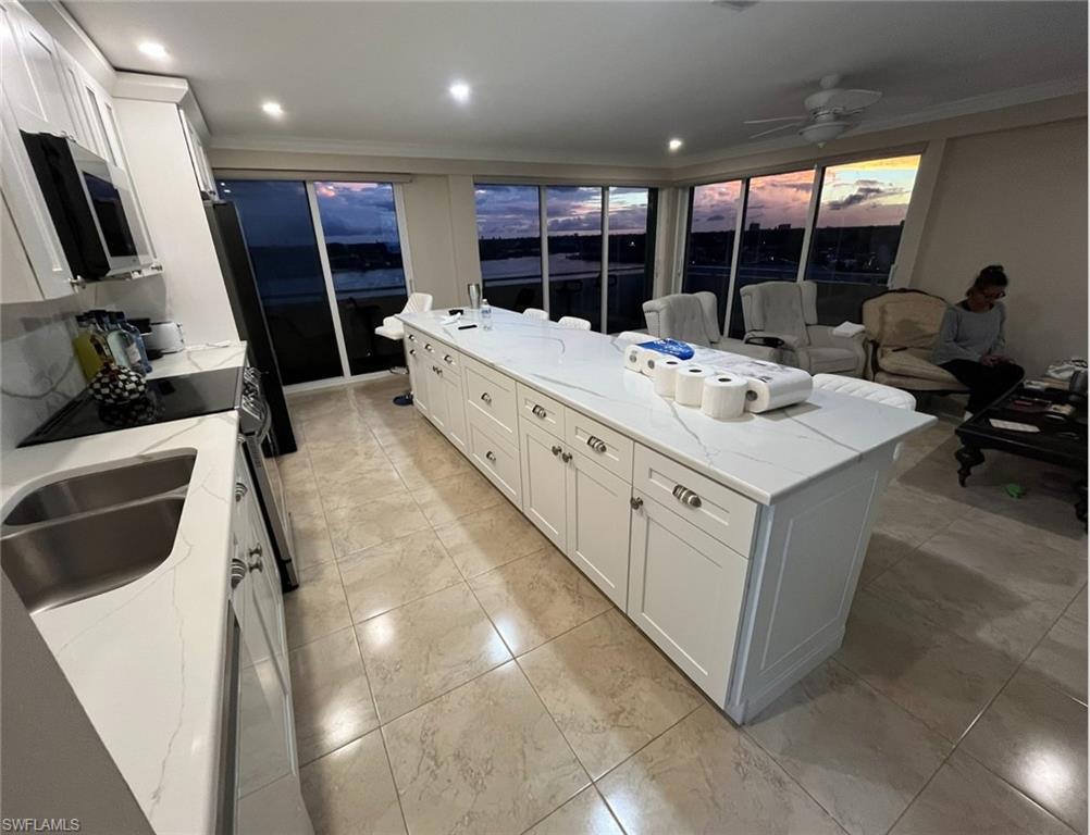 4807 Sunset CT 501