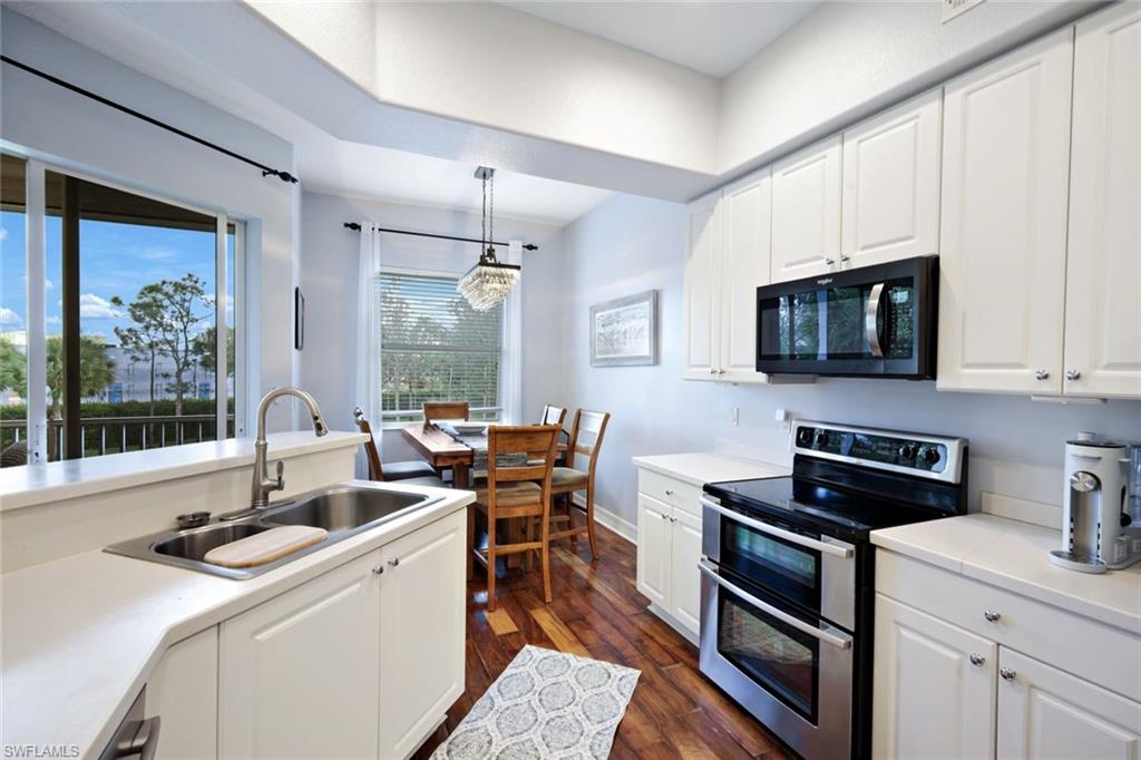 JONATHANS BAY - Residential