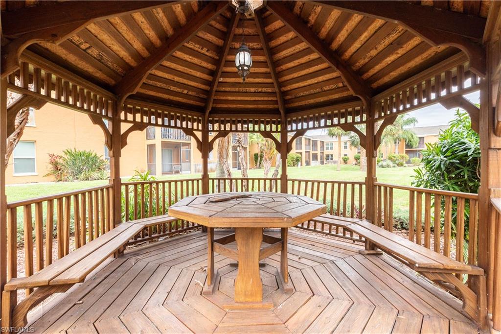 SUNSET POINTE AT FORT MYERS - Residential