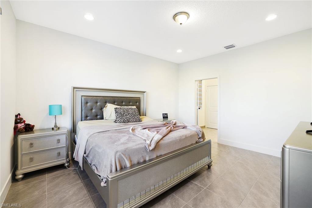 MAPLE RIDGE - Residential