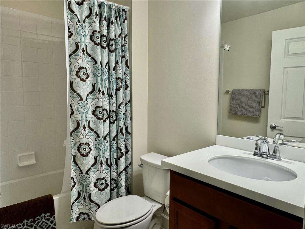 CORKSCREW SHORES - Residential