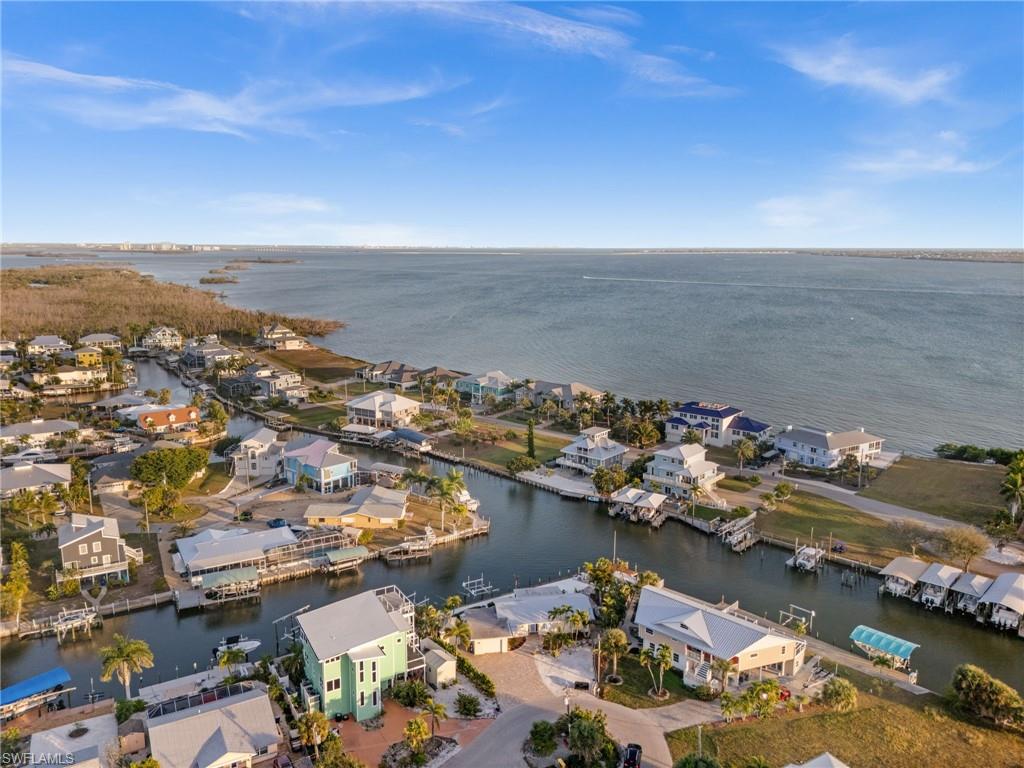 PINE ISLAND SHORES UNIT 5 - Residential