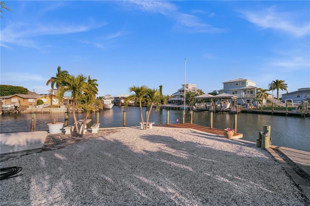 PINE ISLAND SHORES UNIT 5 - Residential