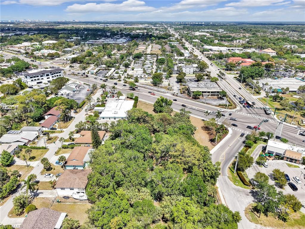 3184 Tamiami TRL E
