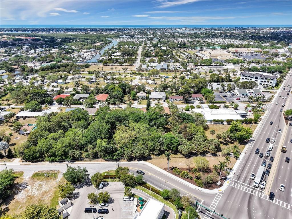 3184 Tamiami TRL E