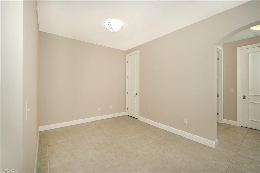 THE RESIDENCES AT COCONUT POINT - Residential