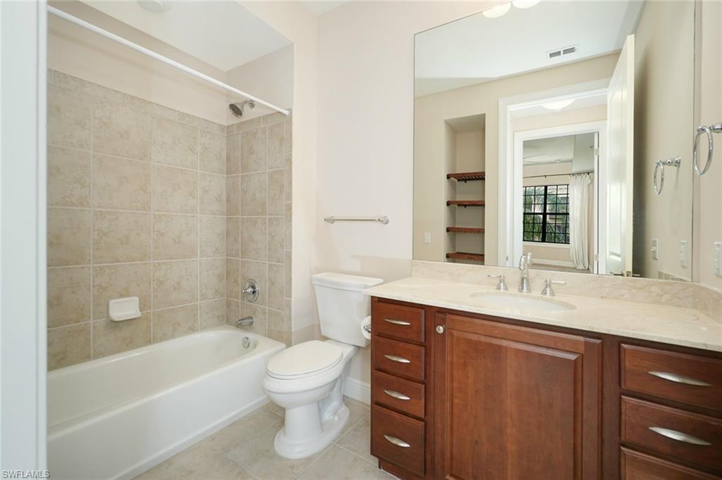 THE RESIDENCES AT COCONUT POINT - Residential