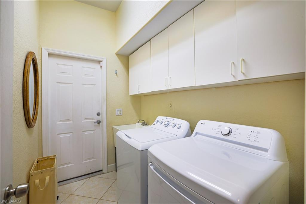 QUEENS PARK AT LAGO VERDE - Residential