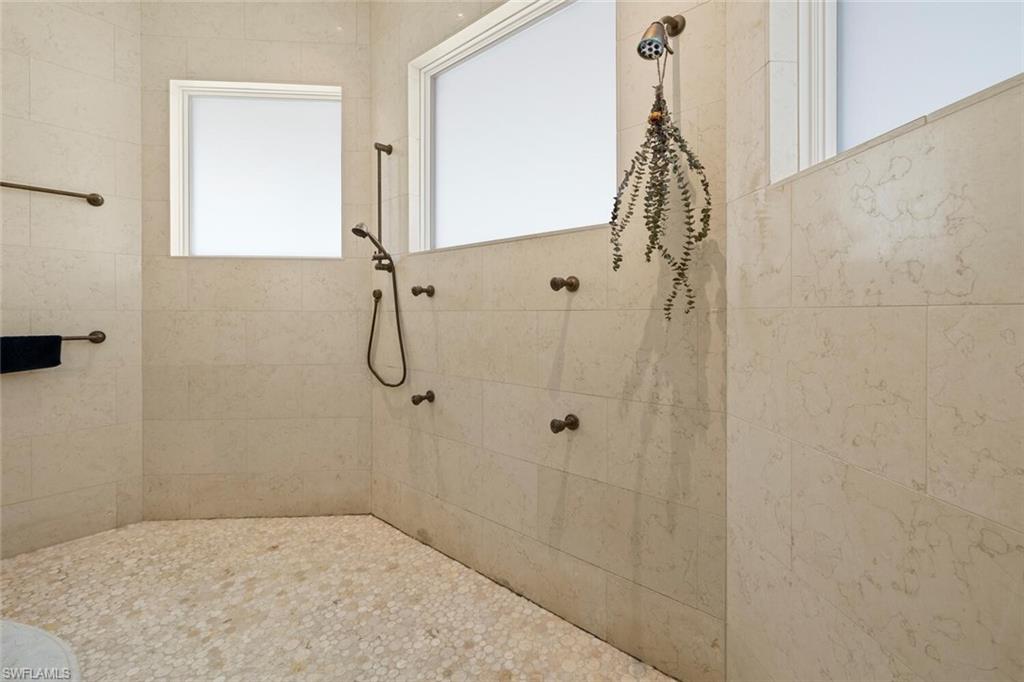 LYNNS ADD - Residential