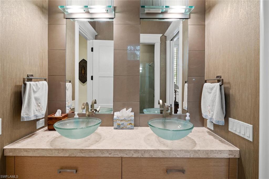 LYNNS ADD - Residential