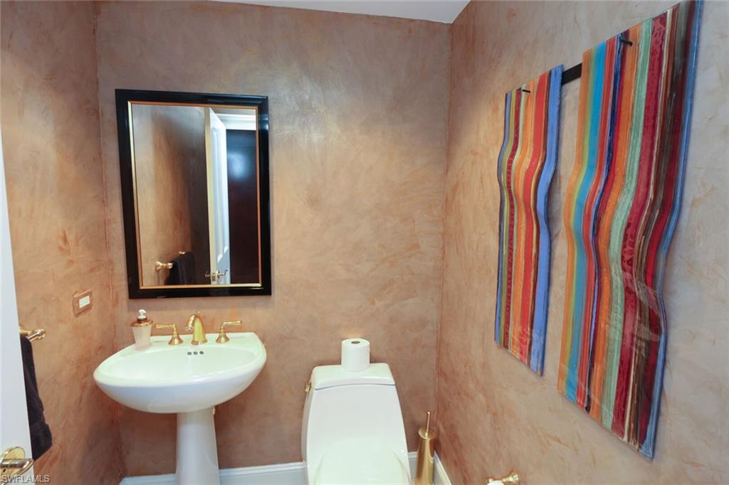 REMINGTON AT BAY COLONY - Residential Lease