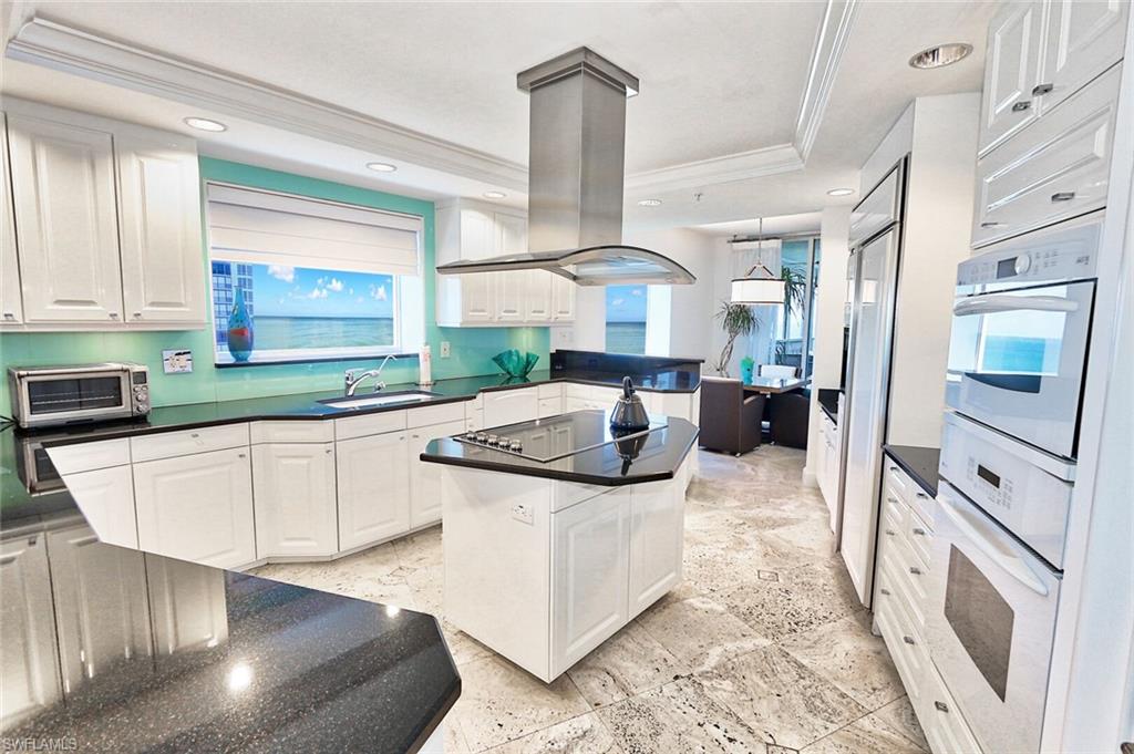 REMINGTON AT BAY COLONY - Residential Lease