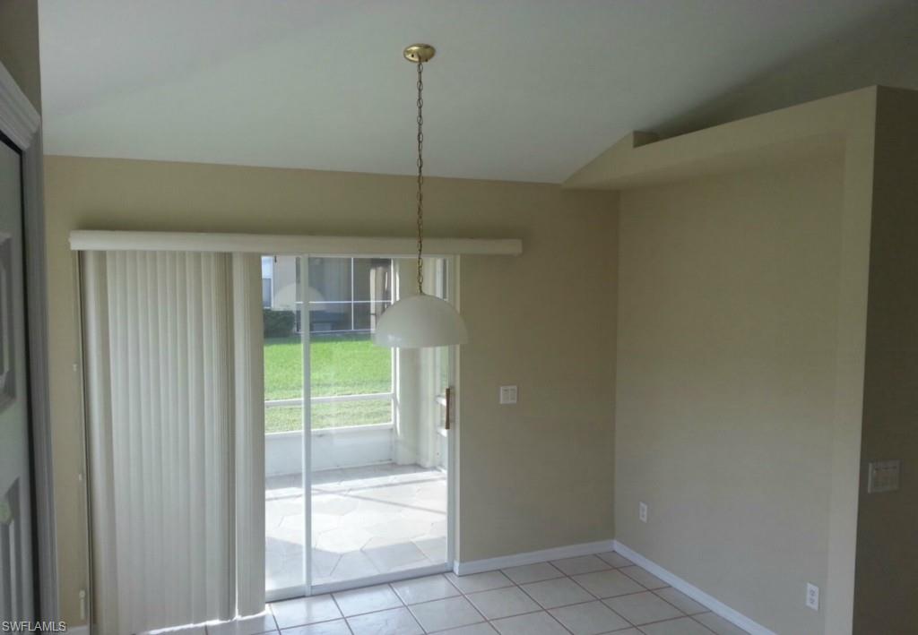 VARSITY LAKES - Residential