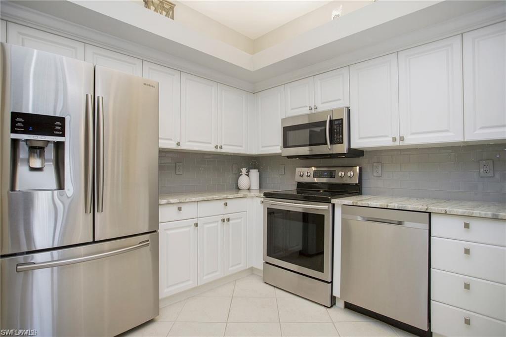 LIGHTHOUSE BAY - Residential Lease