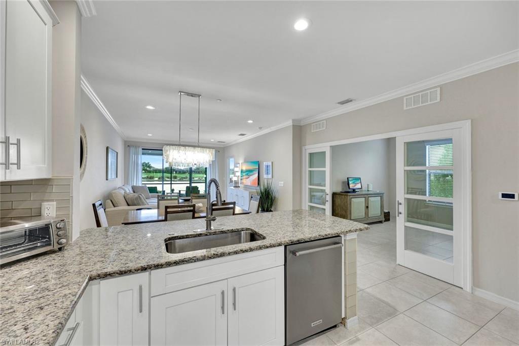 ESPLANADE - Residential