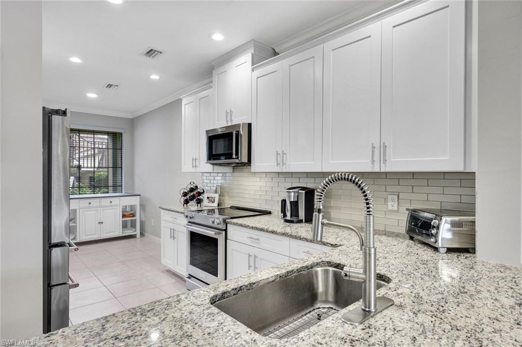 ESPLANADE - Residential