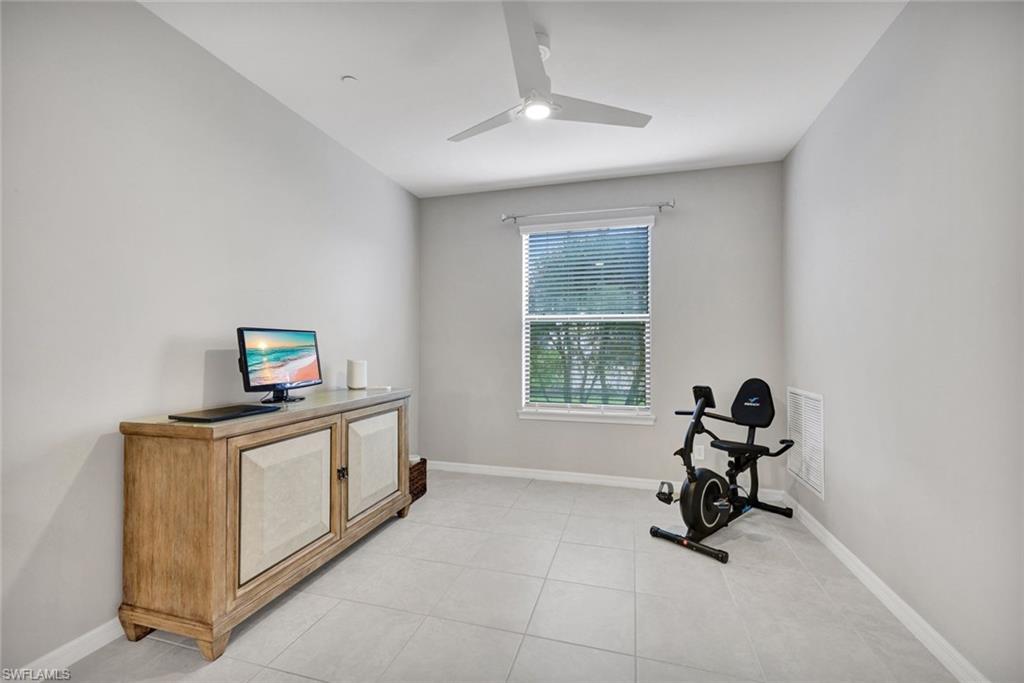 ESPLANADE - Residential