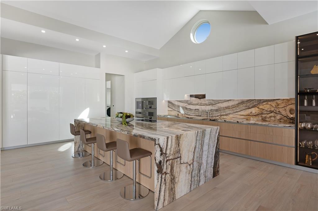 MOORINGS - Residential