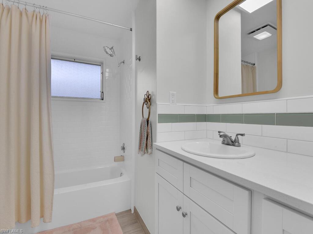 TANGLEWOOD - Residential