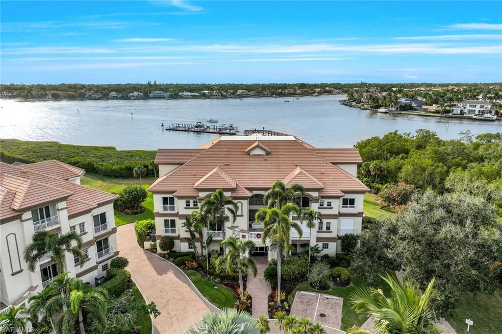 ADMIRALS WATCH - Residential