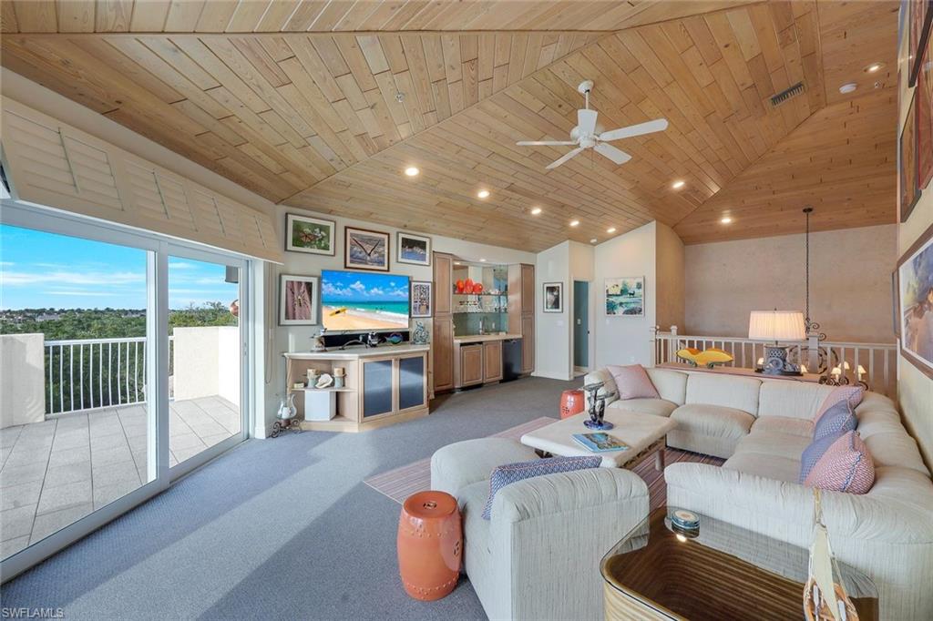 ADMIRALS WATCH - Residential