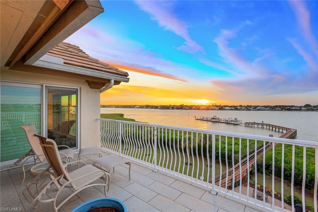 ADMIRALS WATCH - Residential