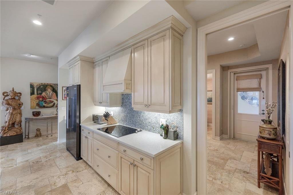 ADMIRALS WATCH - Residential