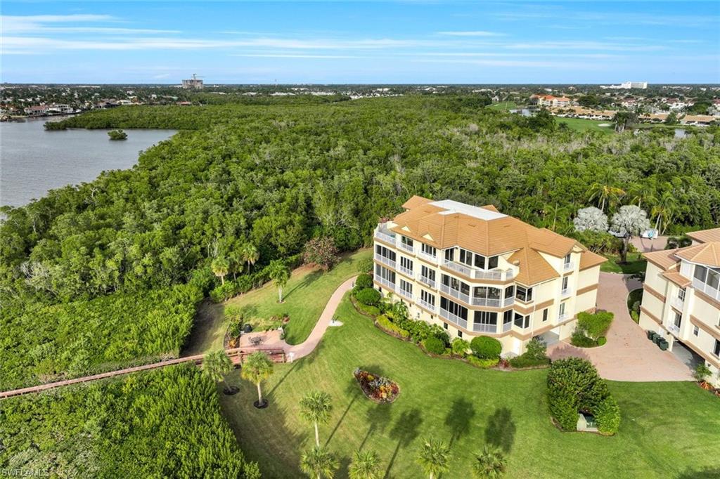 ADMIRALS WATCH - Residential