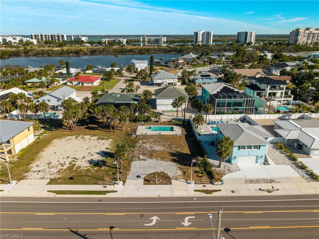 LAGUNA SHORES - Land