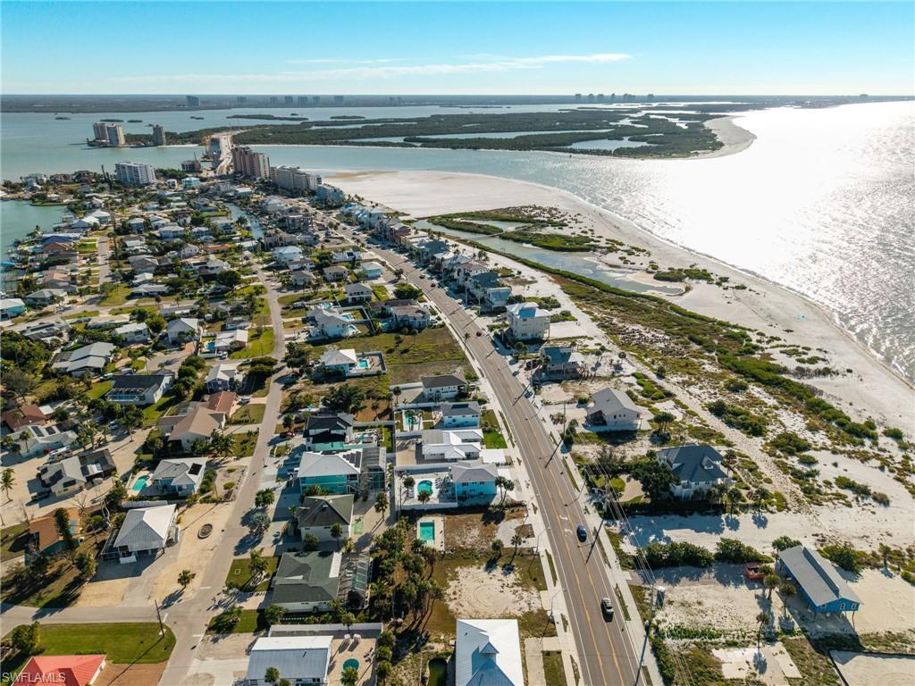 LAGUNA SHORES - Land