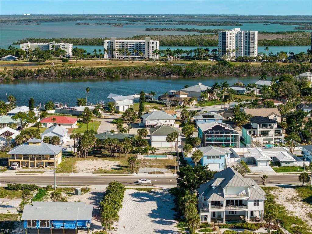 LAGUNA SHORES - Land