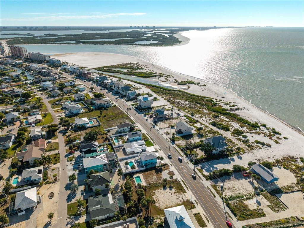 LAGUNA SHORES - Land