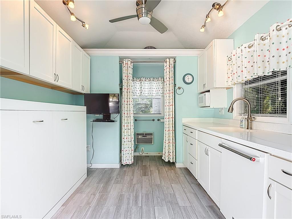 CYPRESS WOODS RV RESORT - Land