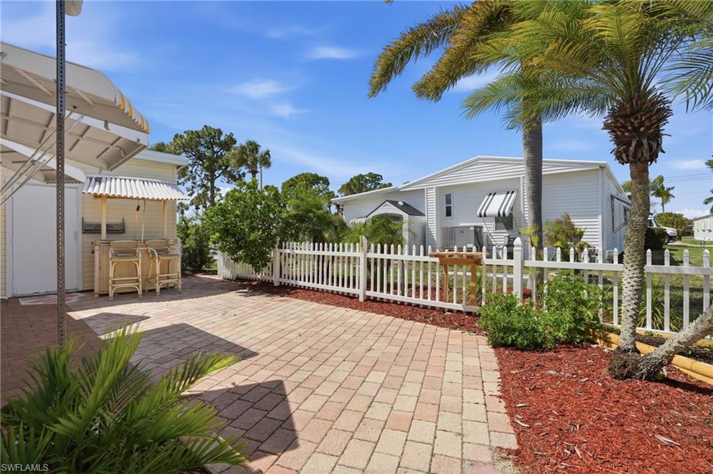 IMPERIAL BONITA ESTATES - Residential