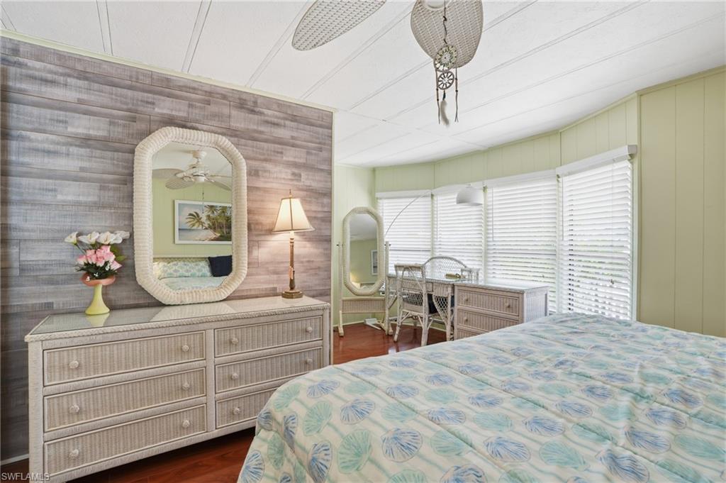 IMPERIAL BONITA ESTATES - Residential