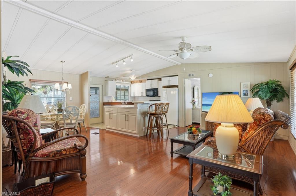 IMPERIAL BONITA ESTATES - Residential